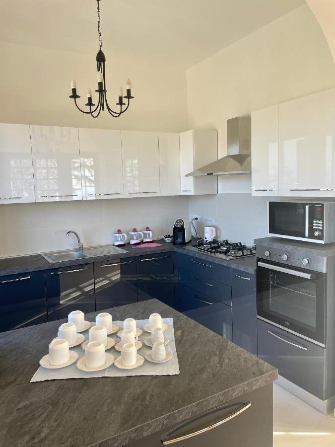 Villa Gaia - Luxury Villa, Pool & Wellness Rooms Bordighera Exterior foto