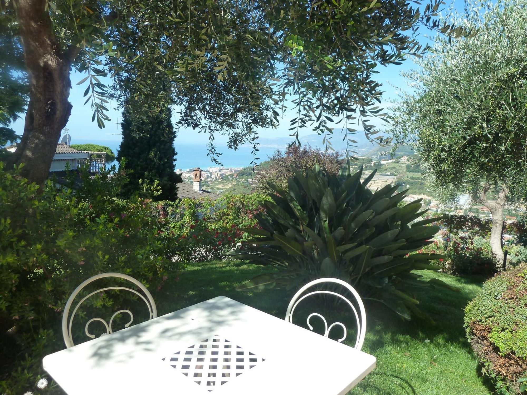 Villa Gaia - Luxury Villa, Pool & Wellness Rooms Bordighera Exterior foto